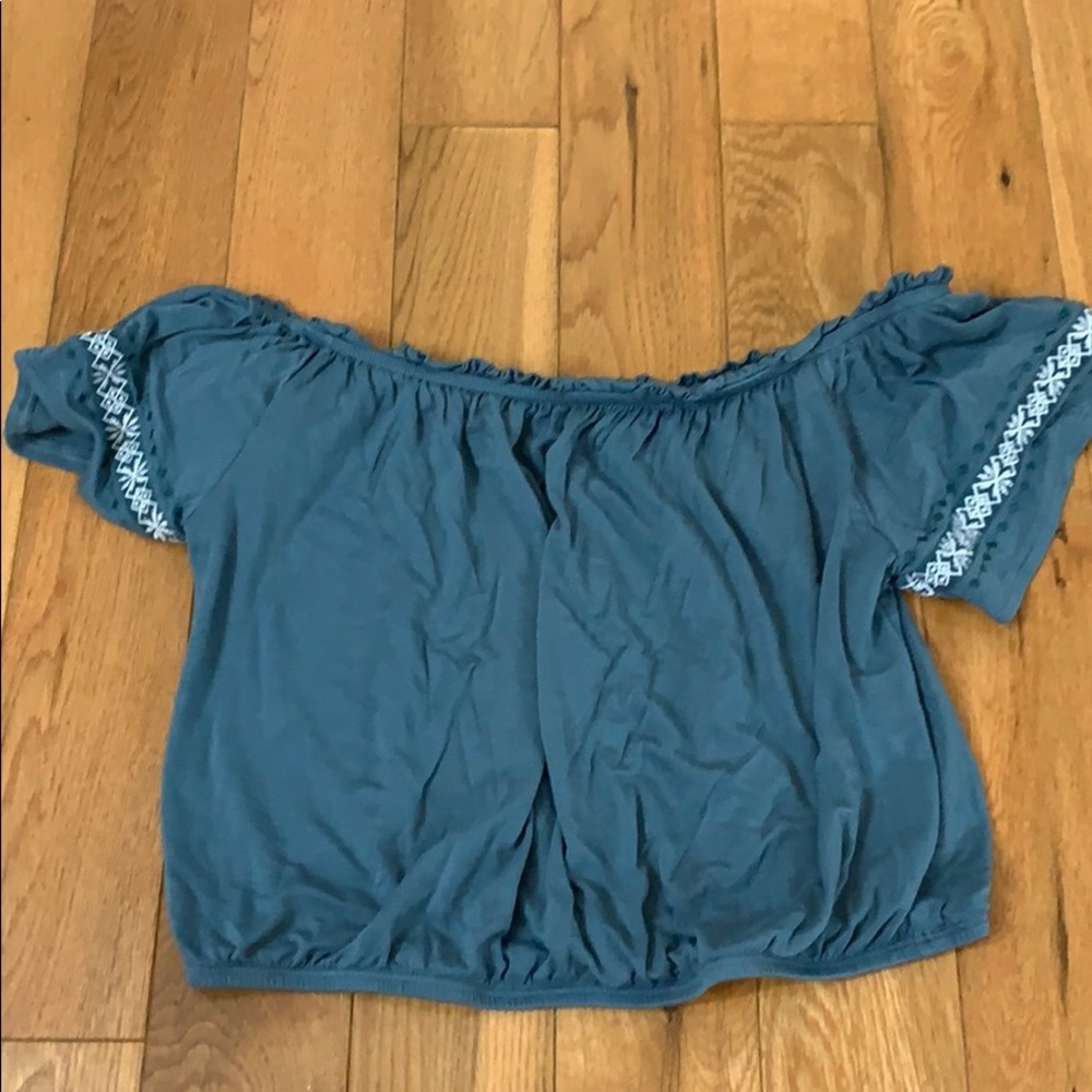 off the shoulder crop top